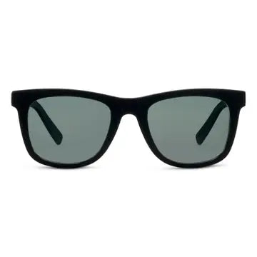 Peepers Harbor Polarized Sunglasses in Black