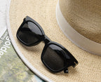 Peepers Sandy Polarized Sunglasses in Black