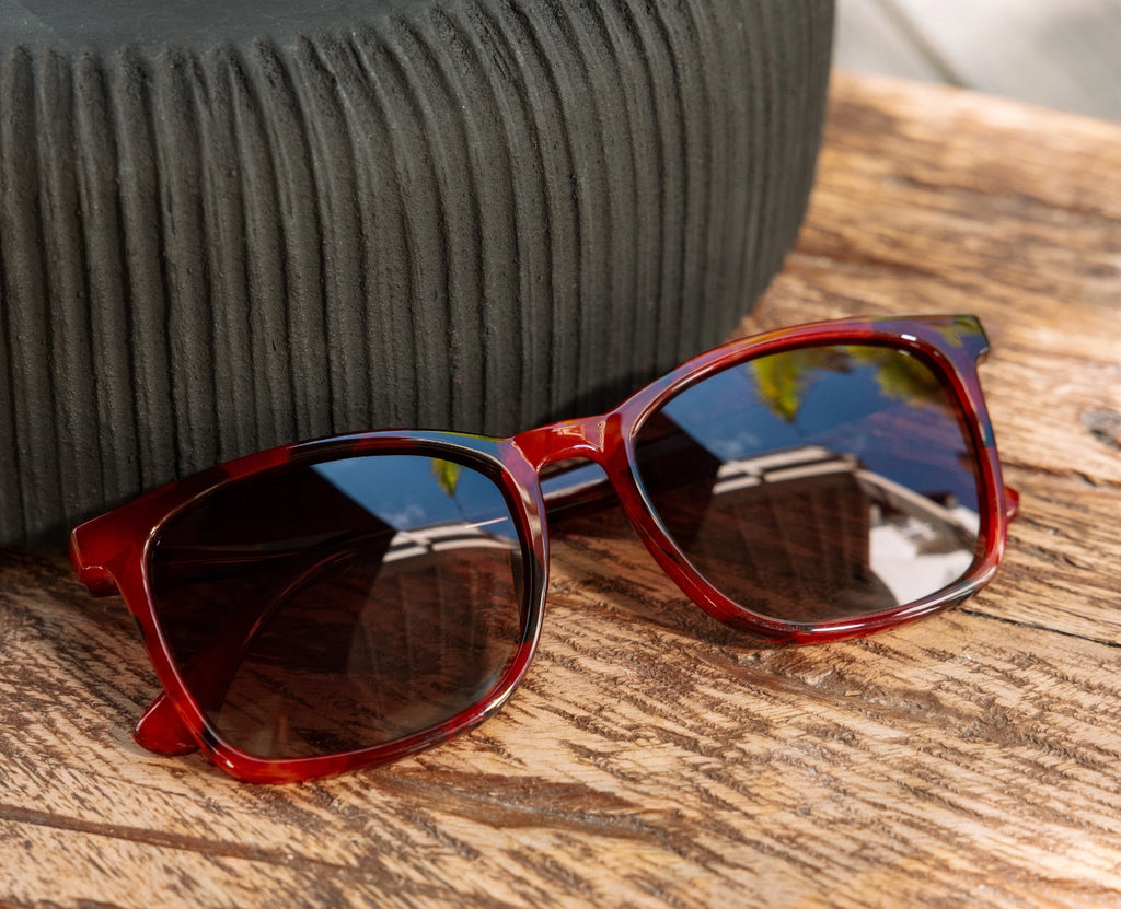 Peepers Mateo Polarized Sunglasses in Fire Tortoise