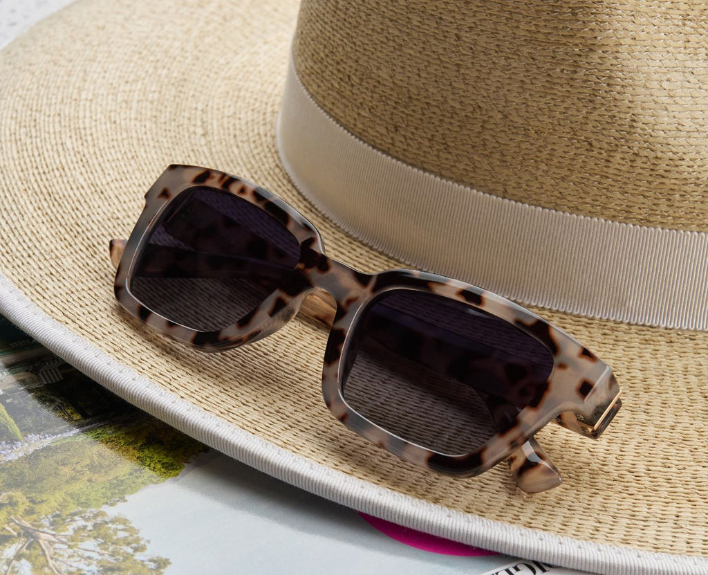 Peepers Myrtle Polarized Sunglasses in Gray Tortoise
